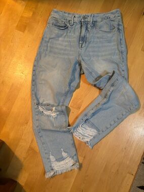 Good American Light Blue Denim Jeans good legs distressed- High Rise Casual 4/27